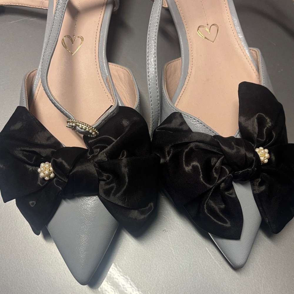 Chic Black and Gray Women's Heels